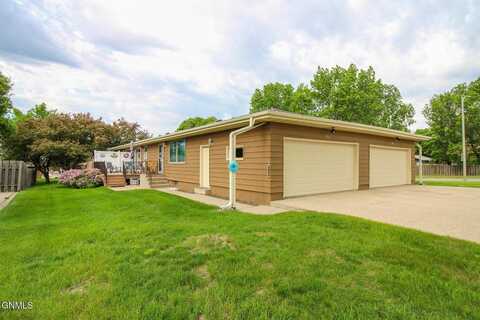 101 Estevan Drive, Bismarck, ND 58503