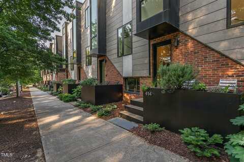 414 Chavis Way, Raleigh, NC 27601
