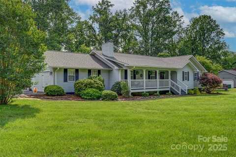 98 Driftwood Lane, Mills River, NC 28759