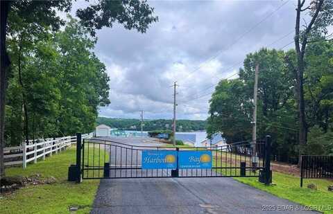 194 Sac Road, Sunrise Beach, MO 65079
