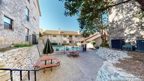 7738 Chambers Rd, San Antonio, TX 78229