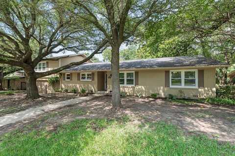 2225 Wooded Acres Drive, Waco, TX 76710
