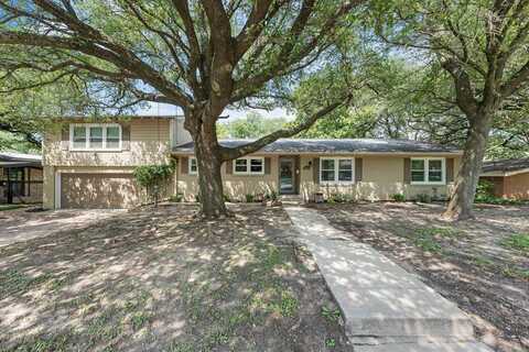 2225 Wooded Acres Drive, Waco, TX 76710