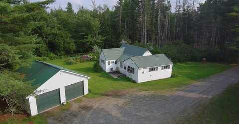 18 Gales Road, Abbot, ME 04406