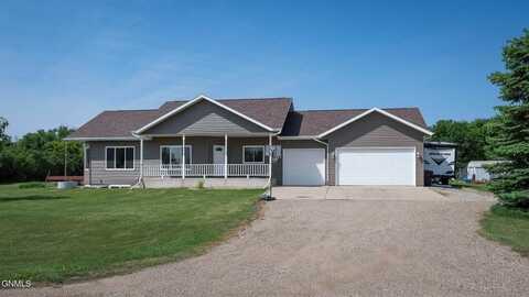 3201 Bluestem Drive North, Mandan, ND 58554