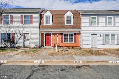 8969 McDowell Cm, Manassas, VA 20110