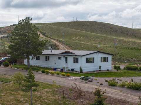 2253 Barnes Road, American Falls, ID 83211