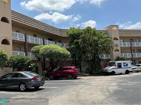 9370 Sunrise Lakes Blvd 209, Sunrise, FL 33322