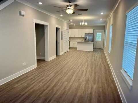 177 Date Palm Lane, Freeport, FL 32439