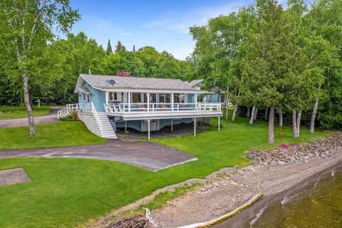 374 E Van Buren Cove Road, T17 R3 Wels, ME 04785