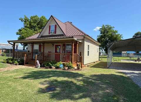 704 6th St, Elgin, OK 73538
