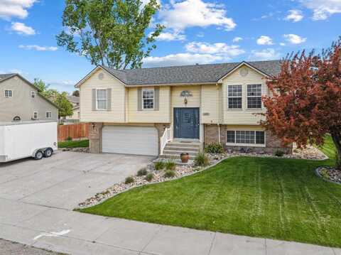 565 Snowflake Street, American Falls, ID 83211