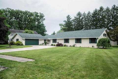 5101 Weir Drive, Muncie, IN 47304