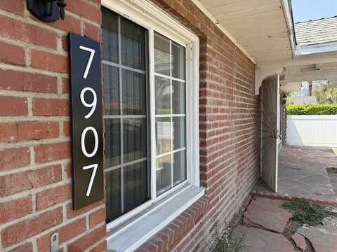 7907 Wilbur Ave., Reseda, CA 91335