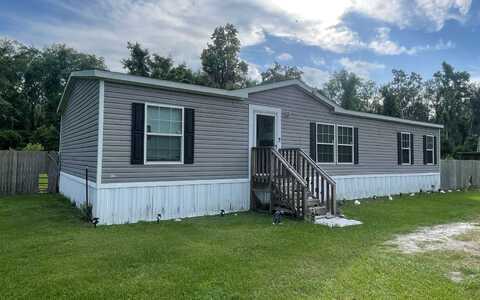 7117 CR 136A, Live Oak, FL 32060