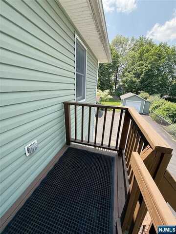 642 Lincoln Avenue, Pompton Lakes, NJ 07442