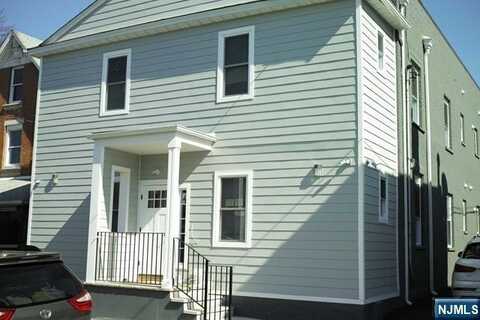 11 Bellview Place A, Palisades Park, NJ 07650