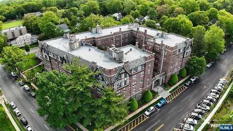 275 Engle Street G4, Englewood, NJ 07631