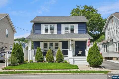 862 Lafayette Ave Extension, Hawthorne, NJ 07506