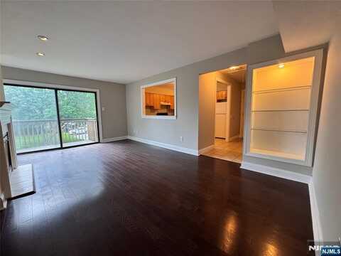 423 Lawrenceville Road 102, Lawrence, NJ 08648
