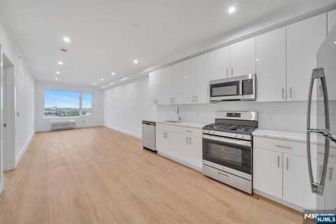 3309 Liberty Avenue 408, North Bergen, NJ 07047