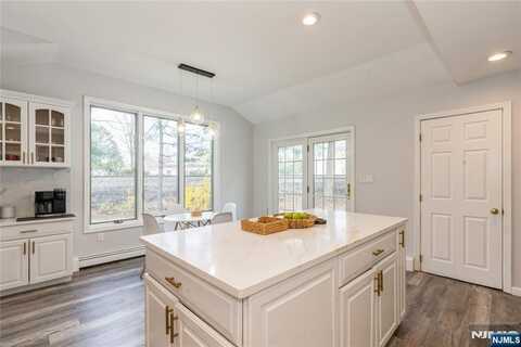 62 Valley Road, Glen Rock, NJ 07452