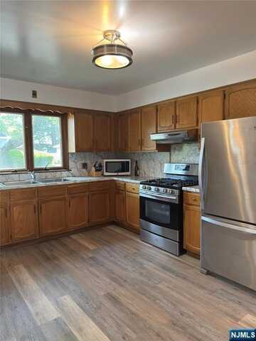 203 Terrace Avenue 1, Hasbrouck Heights, NJ 07604