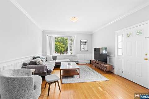 5 Eastview Terrace A, Demarest, NJ 07627