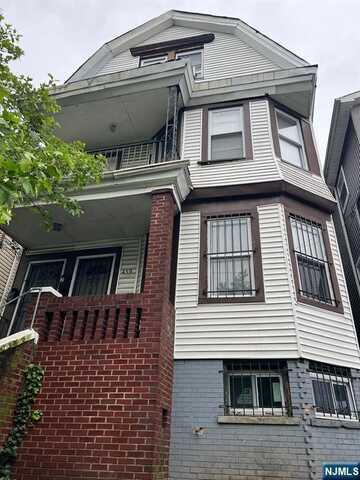 459 14th Street, Newark, NJ 07103