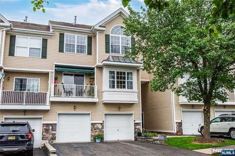143 Summit Ridge, Pompton Lakes, NJ 07442