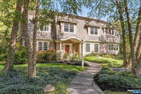 26 Wyndehurst Drive, Madison Borough, NJ 07940
