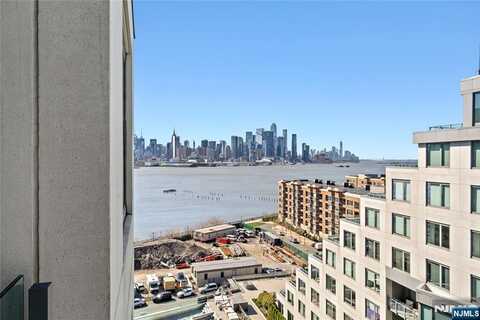 9 Ave At Port Imperial 1111, West New York, NJ 07093