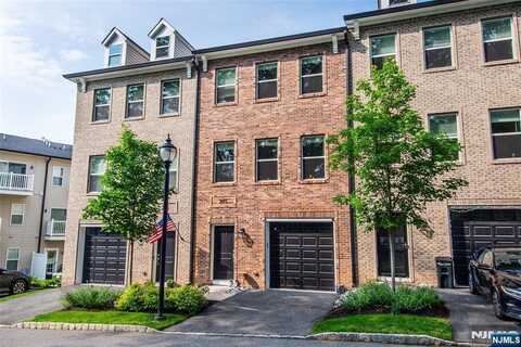 205 Abbe Road, Little Falls, NJ 07424