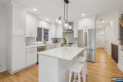 60 Church Street, Millburn, NJ 07041