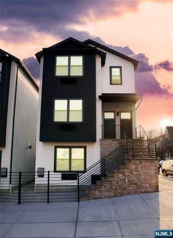 55 Haledon Avenue, Paterson, NJ 07522