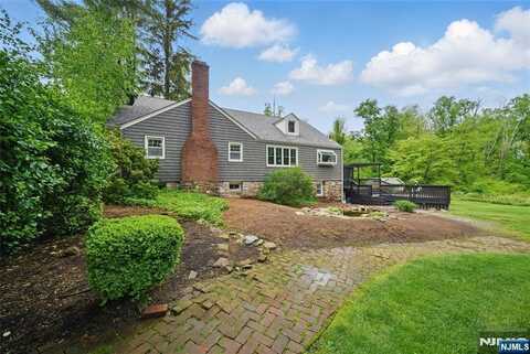 351 Franklin Road, Denville, NJ 07834