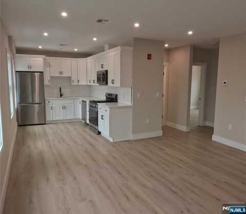 136 Elm Street 603, Newark, NJ 07105