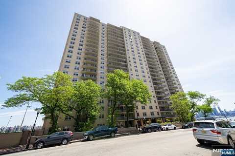 6600 E Boulevard East 23C-PH, West New York, NJ 07093