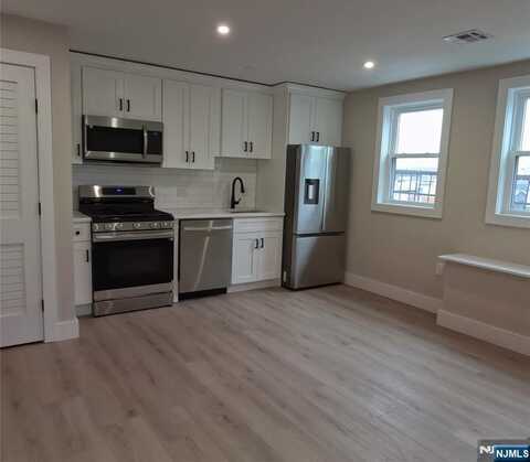 136 Elm Street 404, Newark, NJ 07105