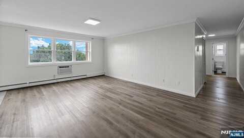 8829 Kennedy Boulevard E5, North Bergen, NJ 07047