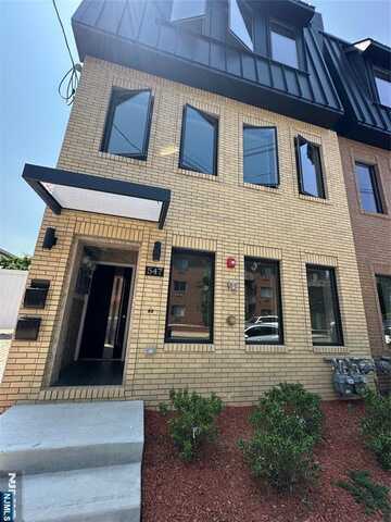 547 Central 2, Harrison, NJ 07029