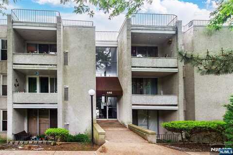 446 River Road G, Nutley, NJ 07110