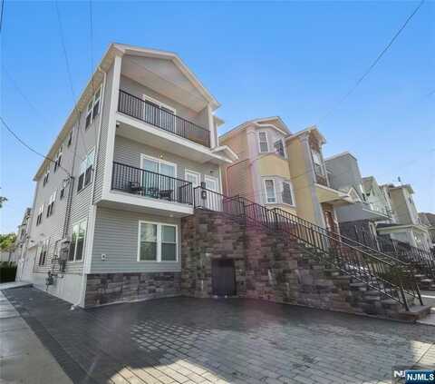 1050 Bond Street, Elizabeth, NJ 07201