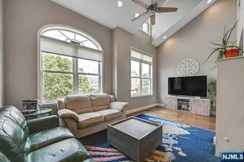 172 Price Court, West New York, NJ 07093