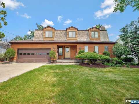 39 Daniels Drive, Clifton, NJ 07013