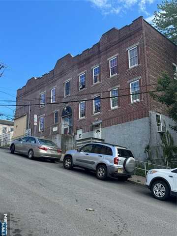 183 Thorne Street 1F, Jersey City, NJ 07307