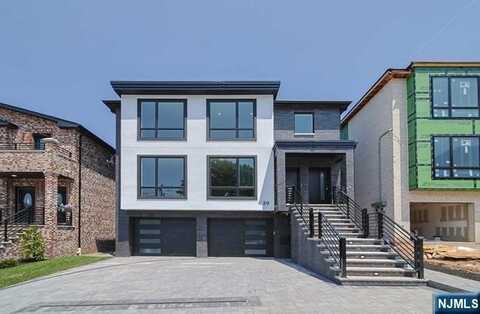 39 Henry Avenue 2, Palisades Park, NJ 07650