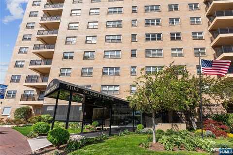 7100 Boulevard East 14M, Guttenberg, NJ 07093