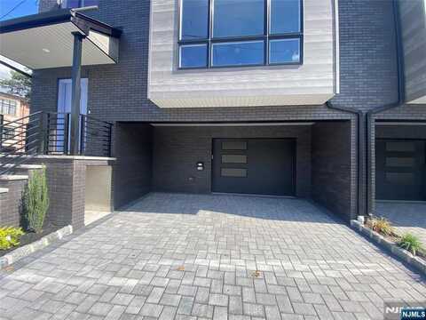 728 West End Avenue, Cliffside Park, NJ 07010