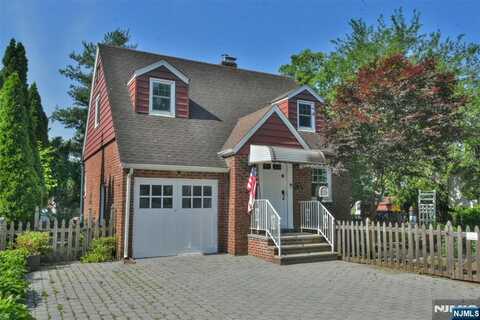 36 Grove Street, Waldwick, NJ 07463